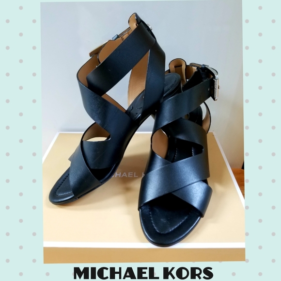EUC MICHAEL KORS LEATHER OPEN TOE STRAPPY SANDALS - Picture 2 of 8